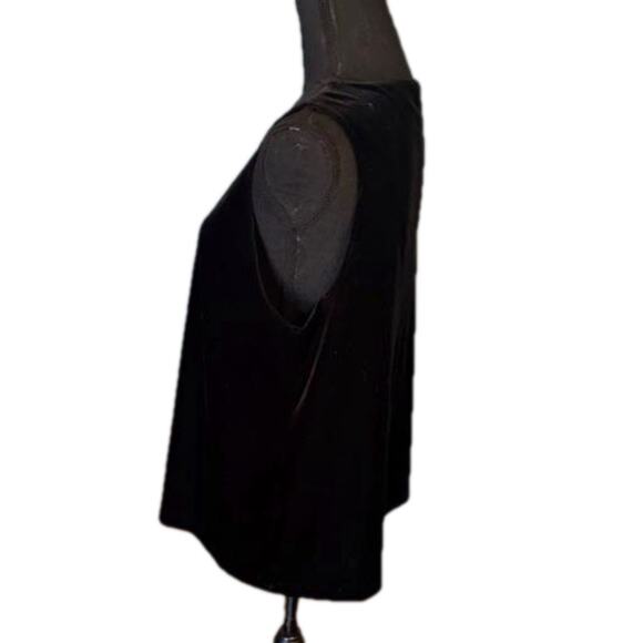 Chico’s Travelers Black Velvet Sleeveless Blouse – Luxe & Timeless - Picture 2 of 7